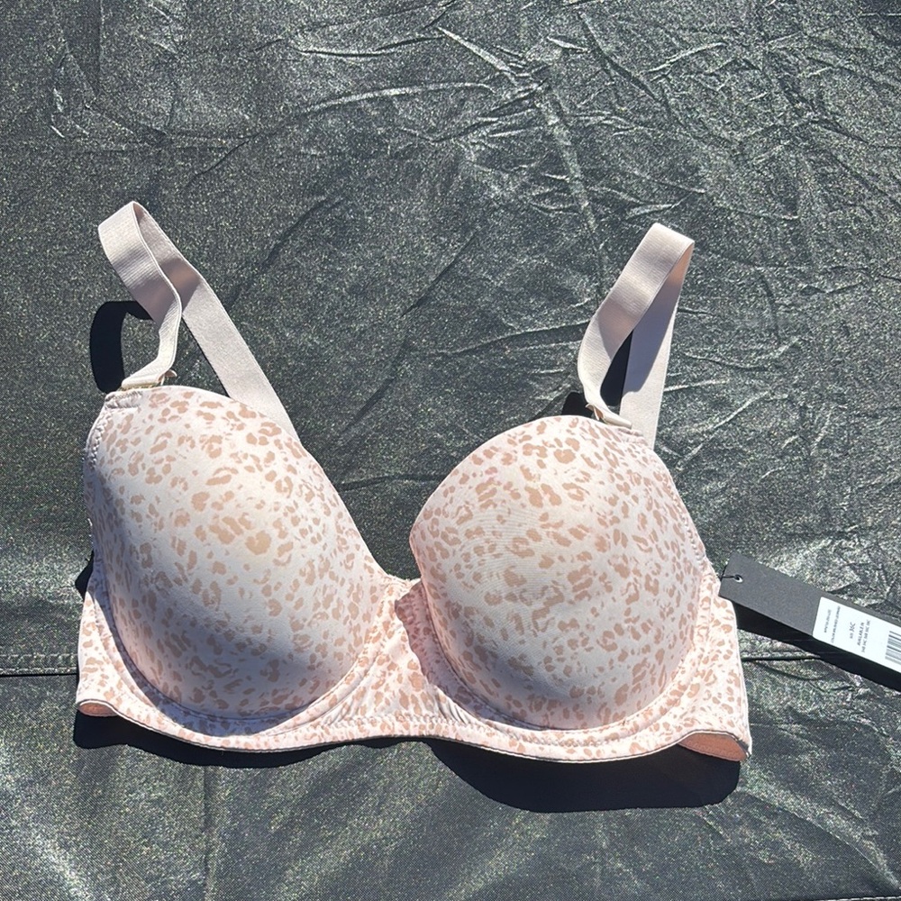 NWT BCBGMAXAZRIA 36C Bra, Light Pink Leopard Print BCBG Bra
